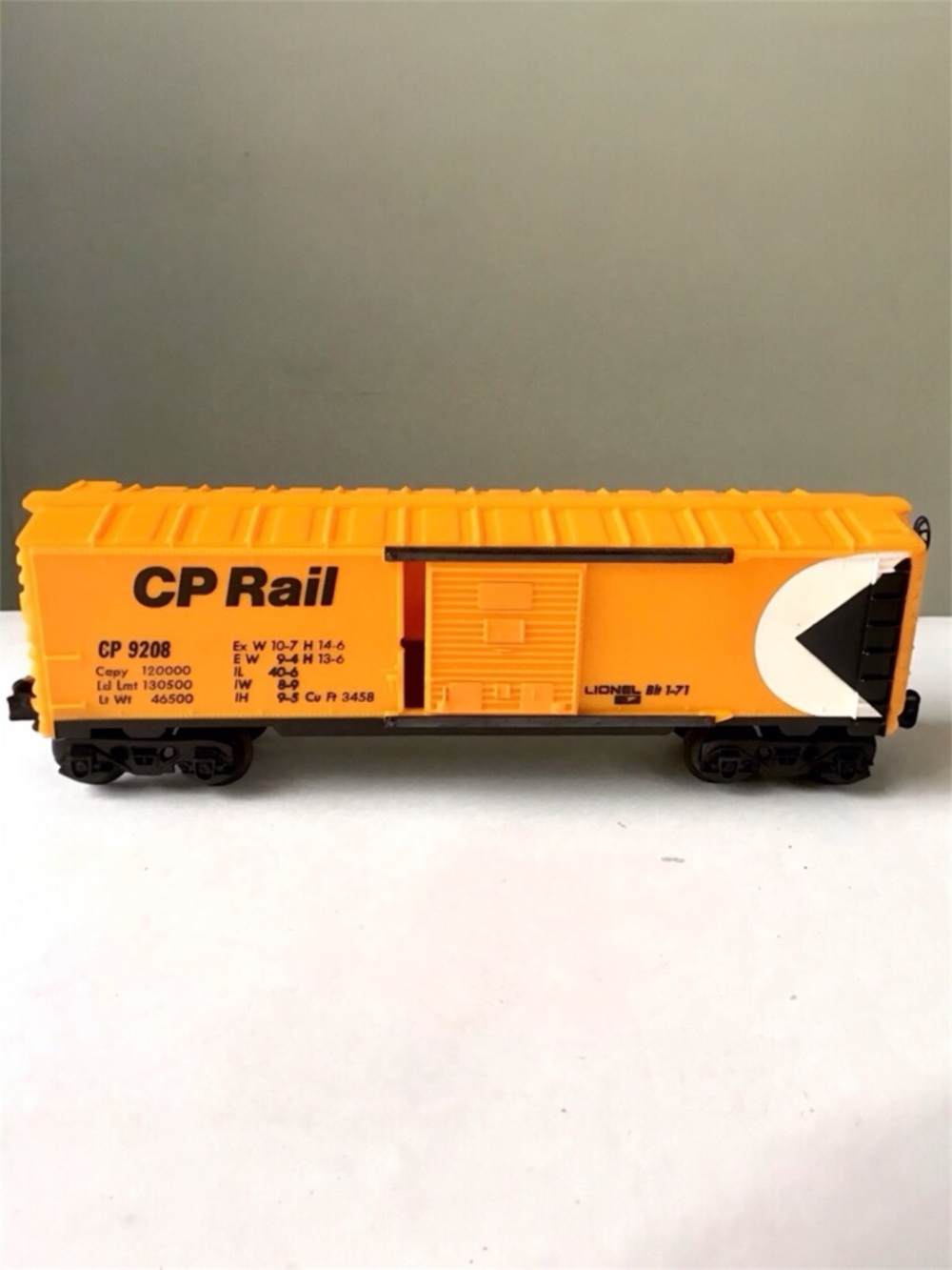 Vtg 1971 Lionel Train Boxcar CP Rail Canadian Pacific 9208 O Gauge Doors Open